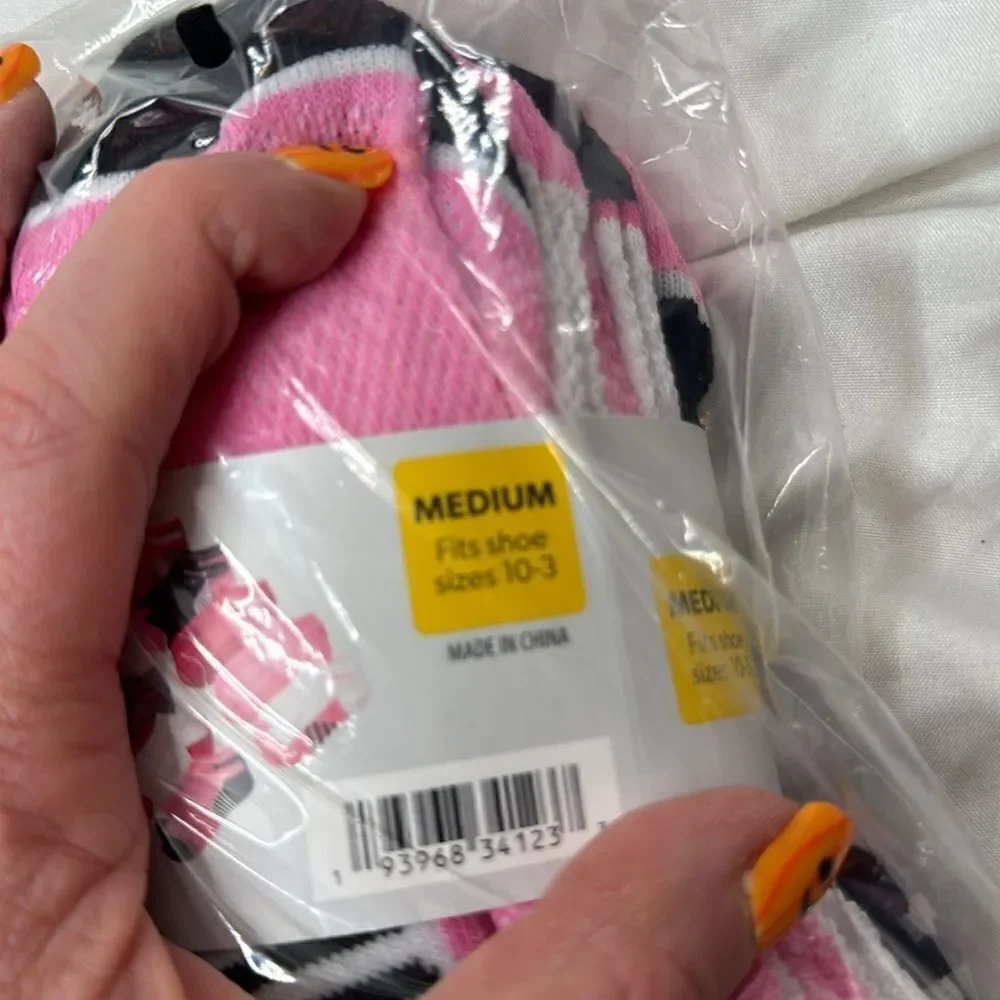 Member Mark Girl’s No Show Pack said stem Socks. Size 10-3.